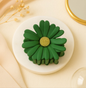 Green Daisy Claw Clip 🌿