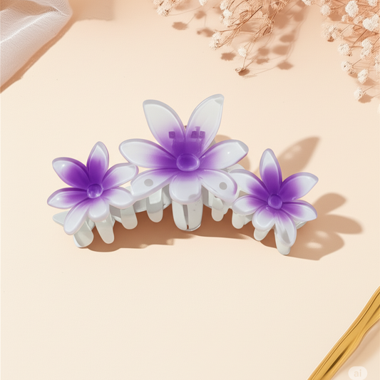 Lilac Bloom Claw Clip 💜